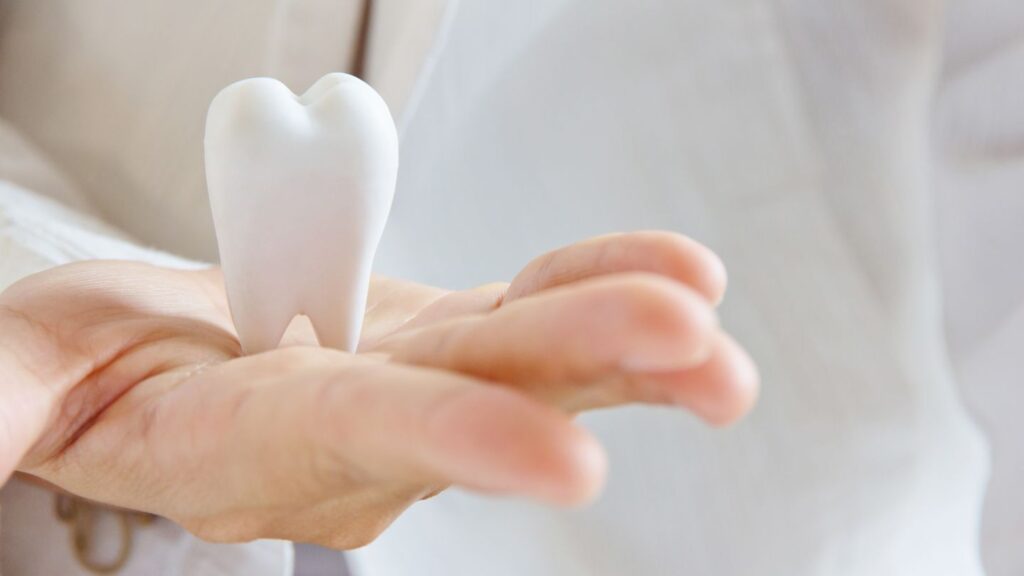 Zirconia crown cost in Turkey (2026): prices, risks, and options